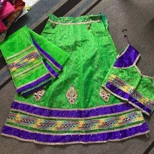 Indian /Pakistani lengha (chniyacholi)